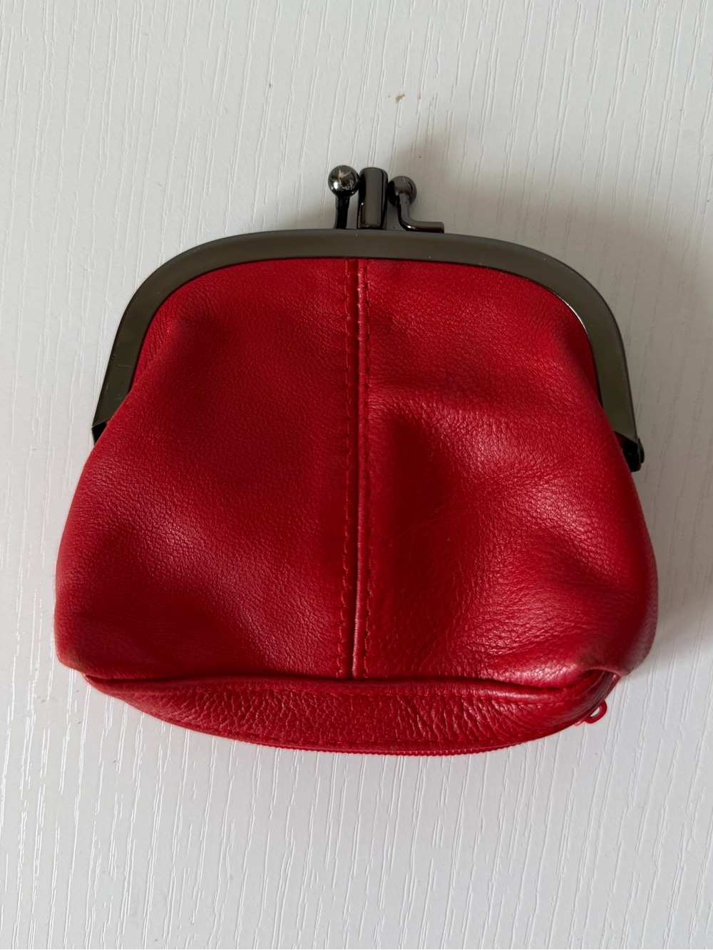 Vintage Leather Kiss Lock Coin Purse / Double Frame Pouch
